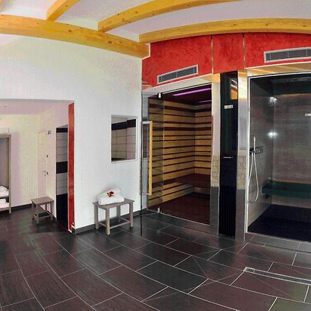 Albergo Alla Torre Caldonazzo Exterior photo